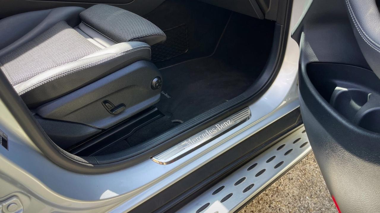 Mercedes GLC 220d 4Matic Premium AMG - 10/2020
