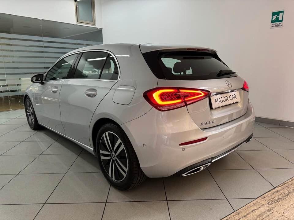 Mercedes-benz A 180 D Sport 2.0 D 2021