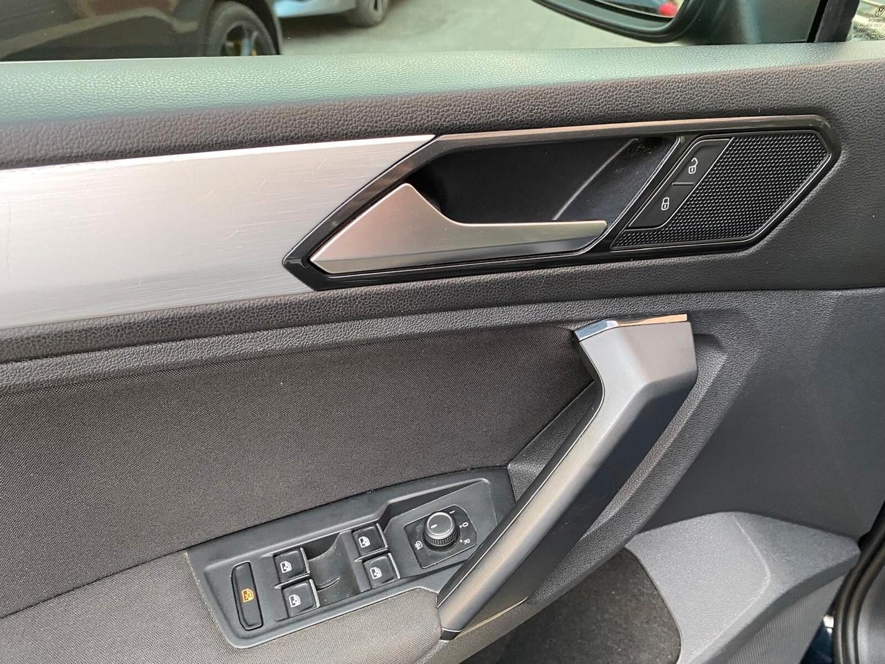 VOLKSWAGEN TIGUAN 2.0 TDI 150CV 4MOTION PELLE NAVI CRUISE ANNO 2017