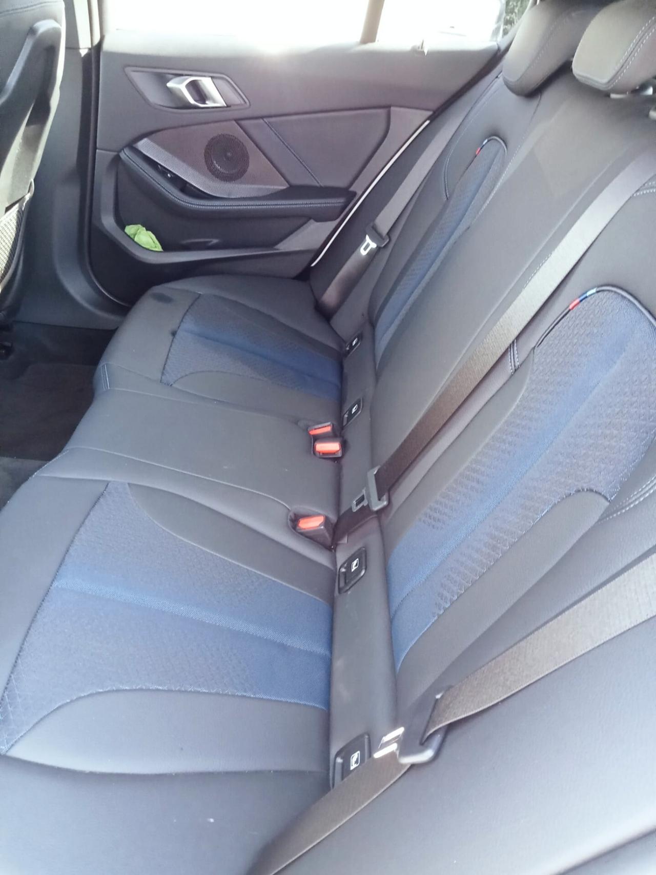 Bmw 118 118d 5p. Msport