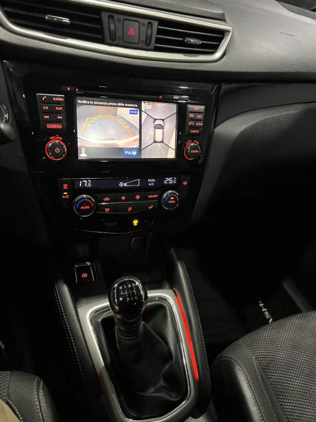 NISSAN Qashqai 1.5 dCi Tekna 360° / TETTO