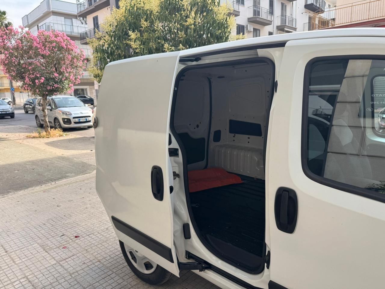Fiat Fiorino 1.3 MJT 95CV Cargo SX