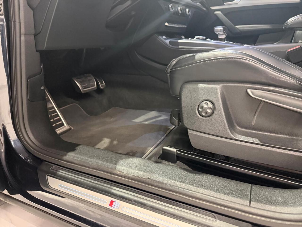 Audi Q5 40 TDI quattro S tronic line plus