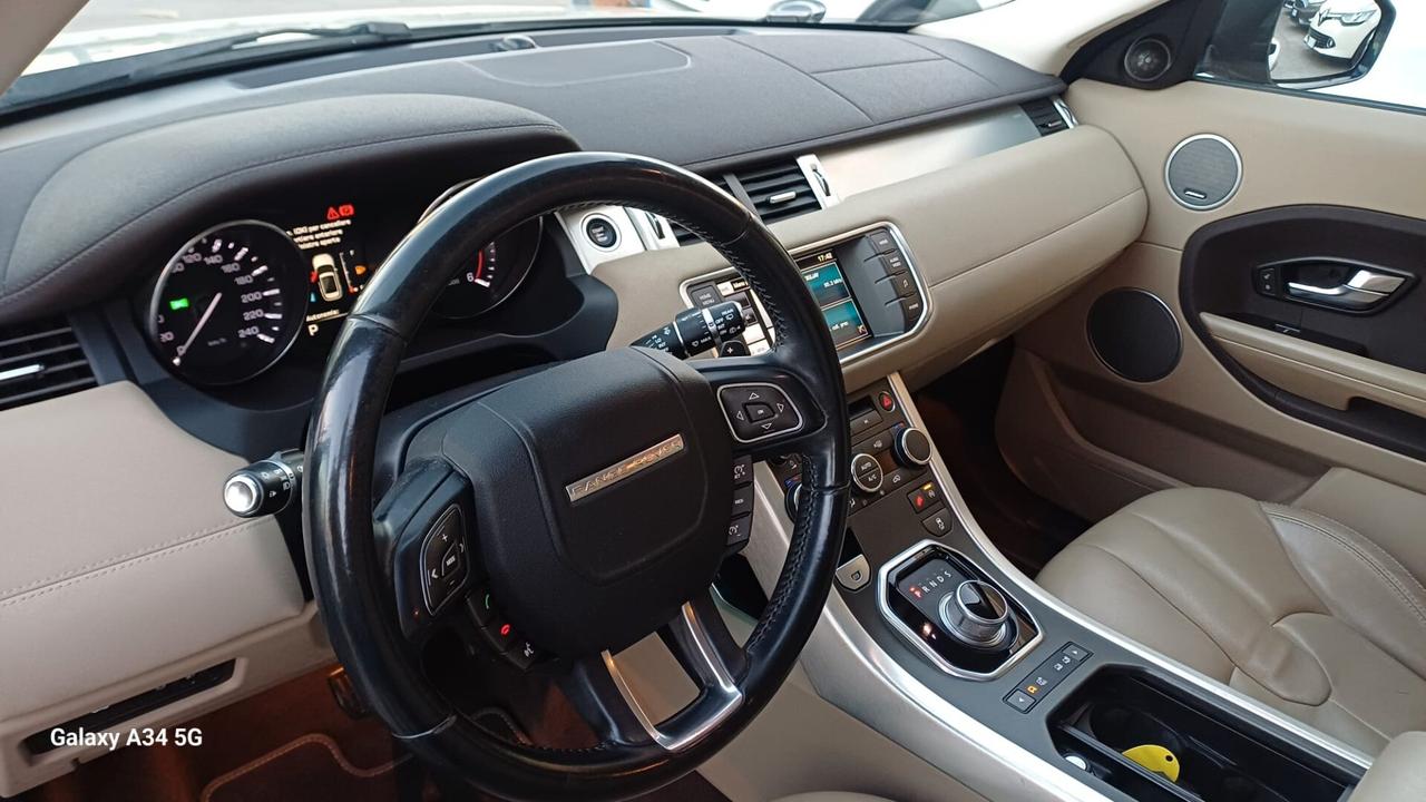 Land Rover Range Evoque 2.2 TD4 5p. Prestige