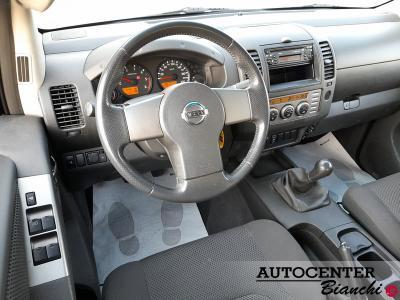 Nissan Navara Double Cab Navara d.cab 2.5 dci SE 174cv