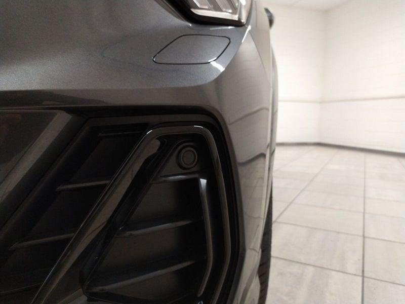 Audi Q3 Sportback 40 2.0 tdi Identity Black quattro 193cv s-tronic