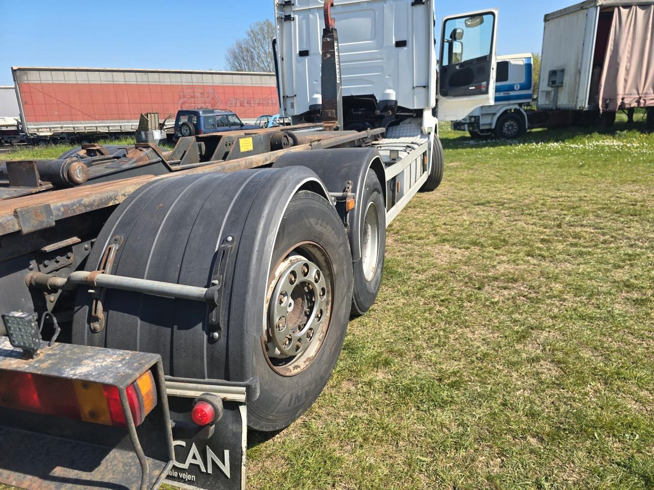 VOLVO SCARRABILE FM4006X2R