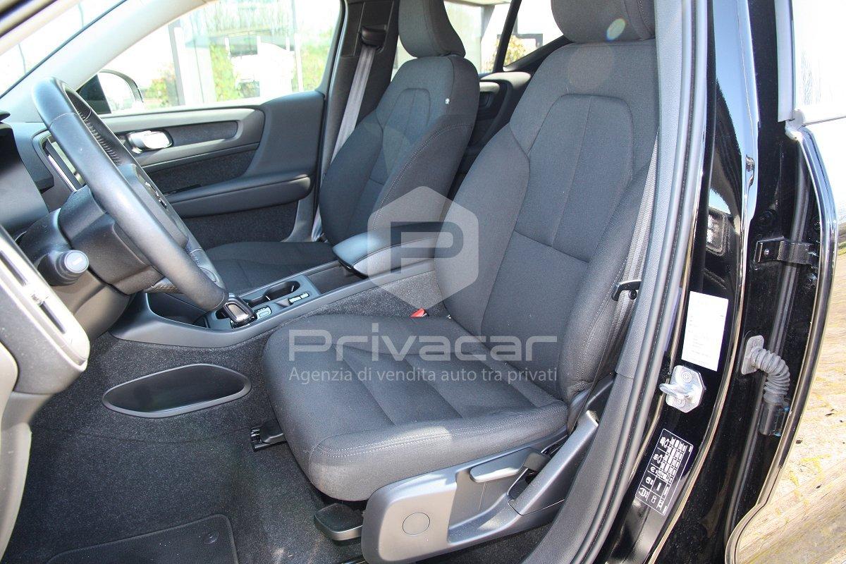 VOLVO XC40 T2 Geartronic Momentum