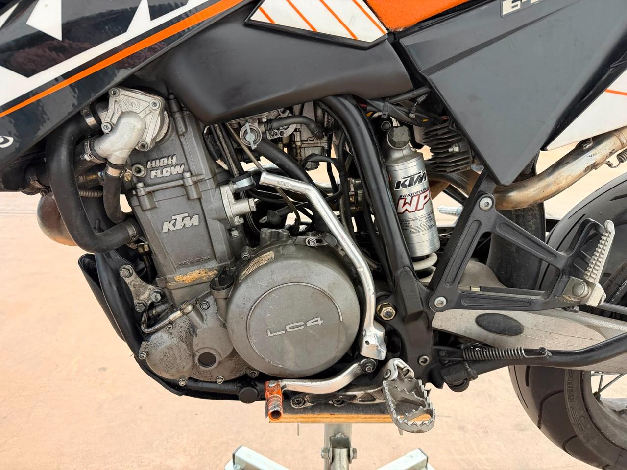 Ktm 640 LC4 SUPERMOTO