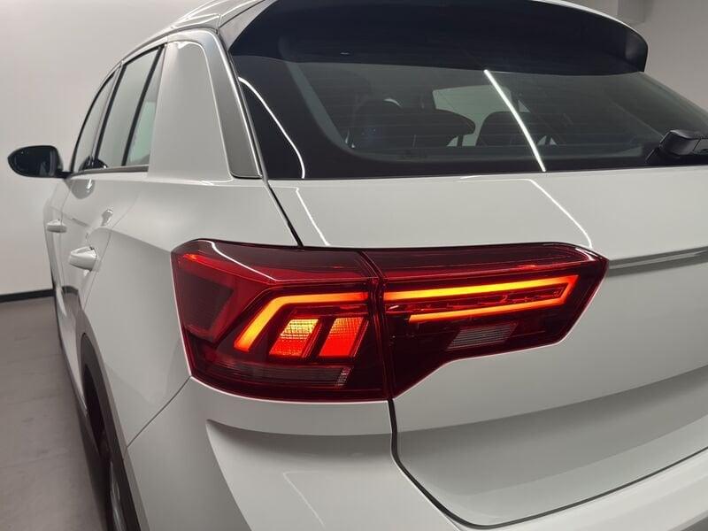 Volkswagen T-Roc Nuovo Style 1.0 TSI kW ( CV) Manuale