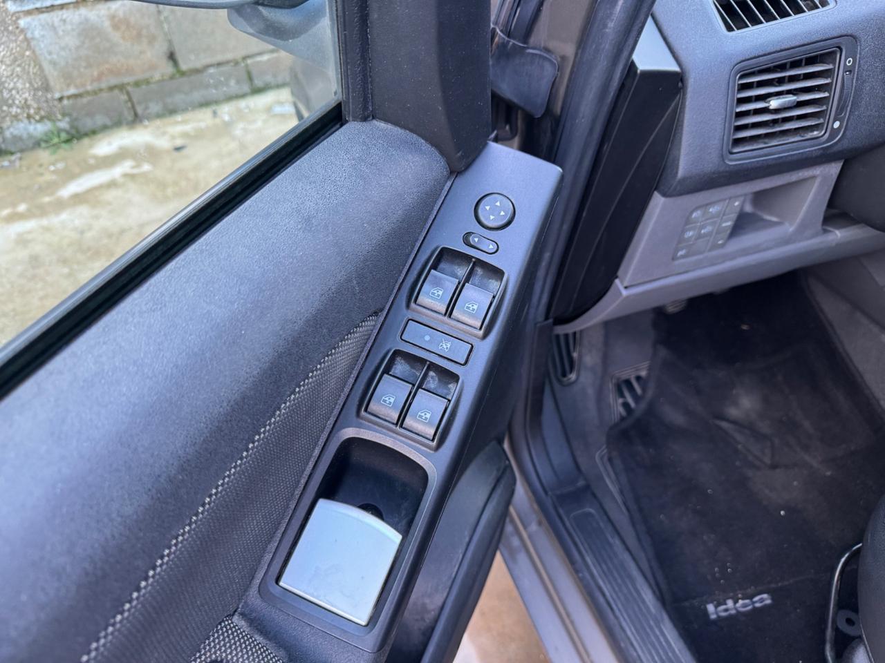 Fiat Idea 1.3 Multijet 16V Emotion