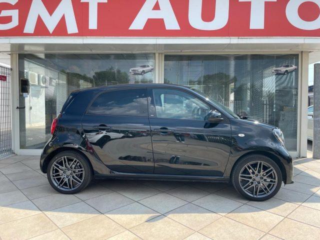 SMART ForFour 0.9 90CV BRABUS STYLE PANORAMA LED NAVIGATORE