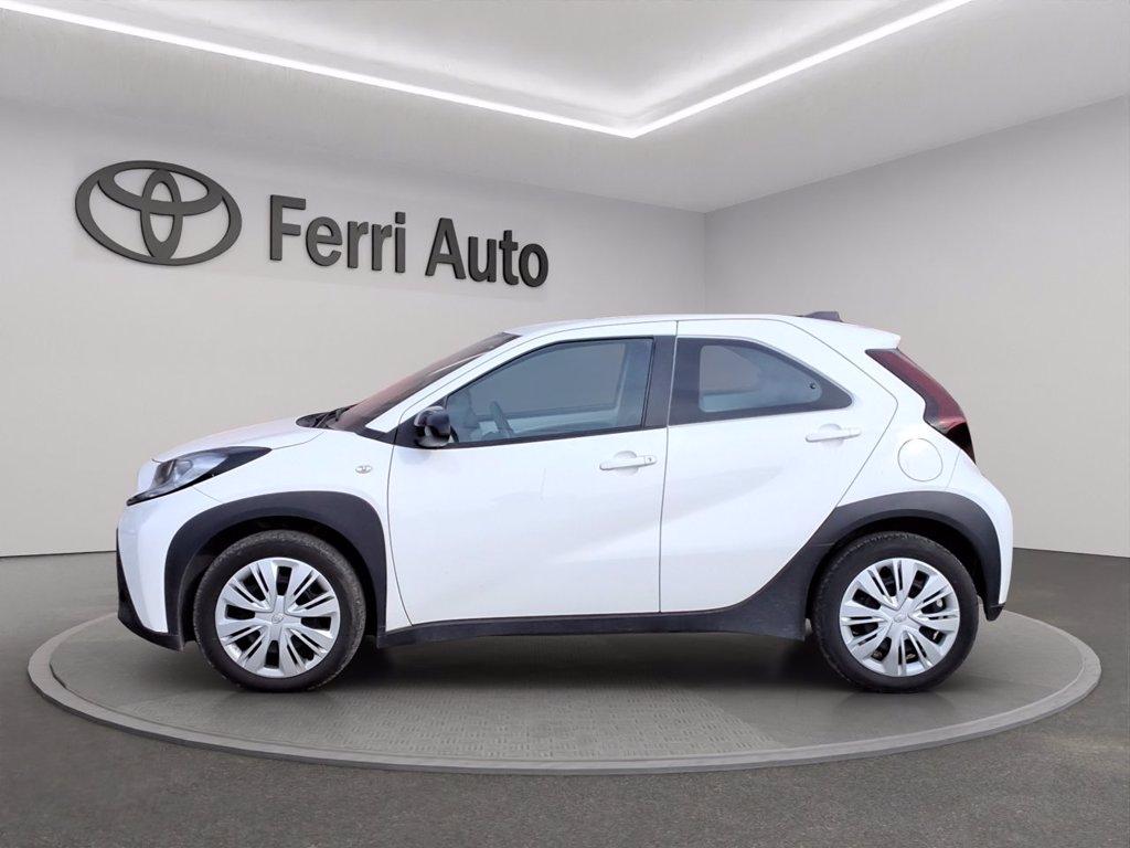 TOYOTA Aygo x 1.0 active 72cv s-cvt del 2024