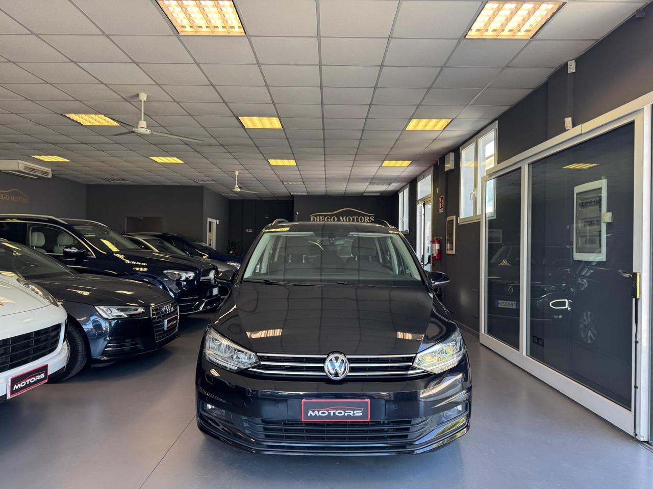 Volkswagen Touran 2.0 TDI 150 CV SCR DSG Executive BlueMotion Tech.