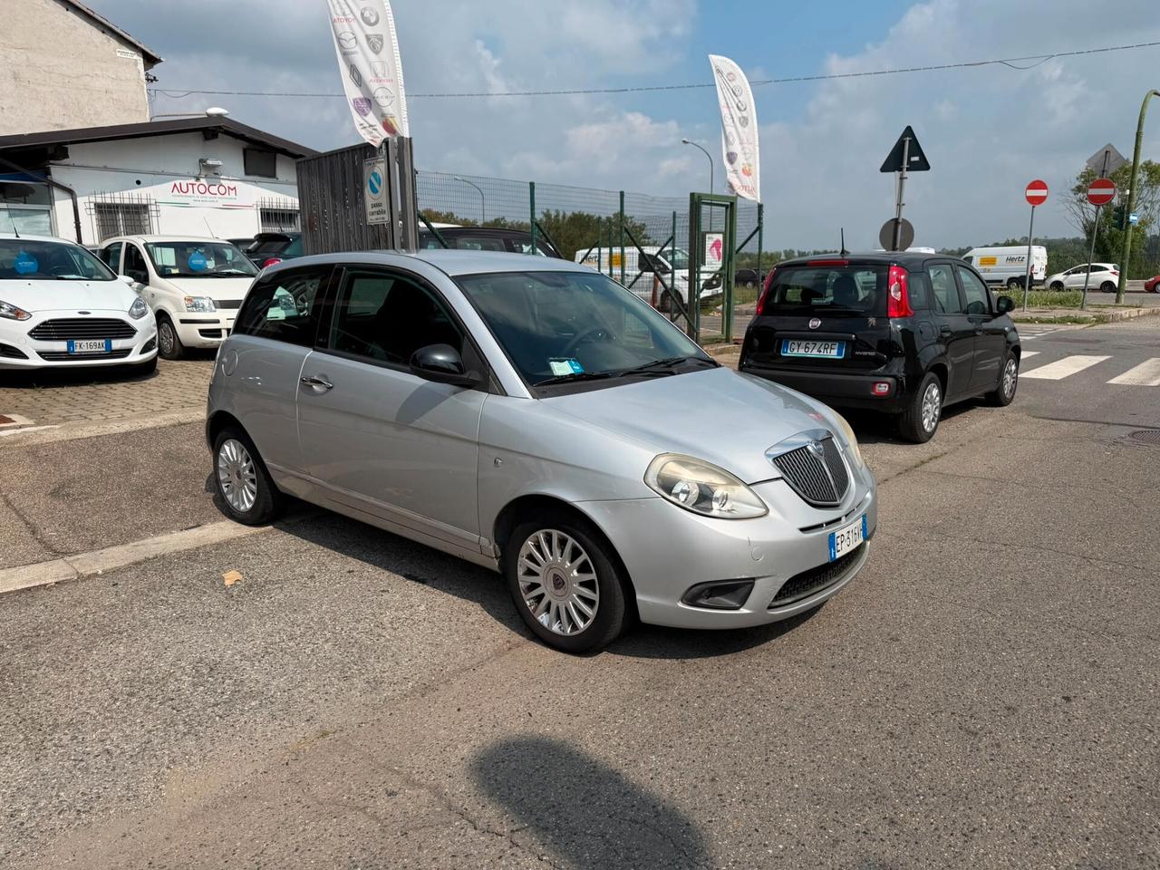 Lancia Ypsilon 1.3 MJT 75 CV Platinum