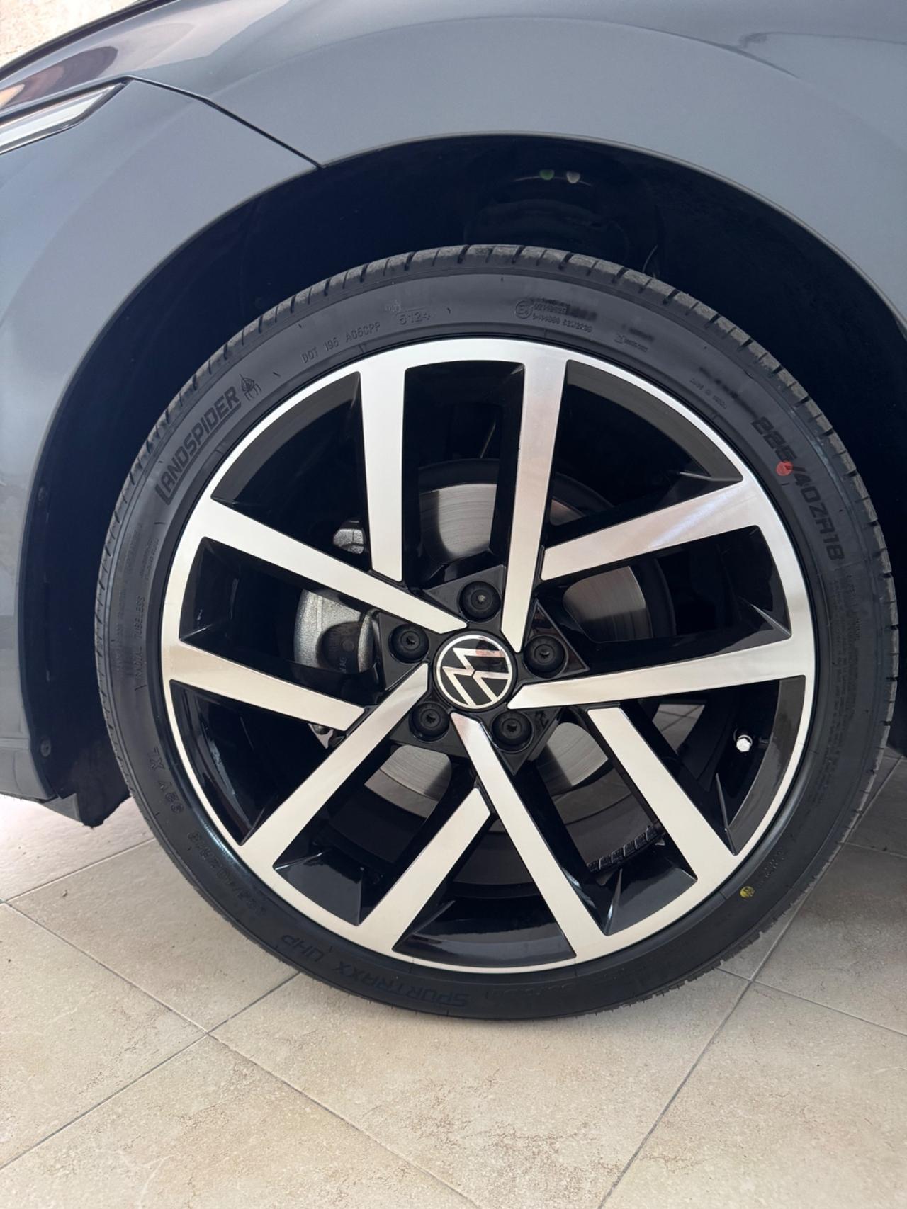 Volkswagen Golf 2.0 TDI DSG Style 150cv Led navi
