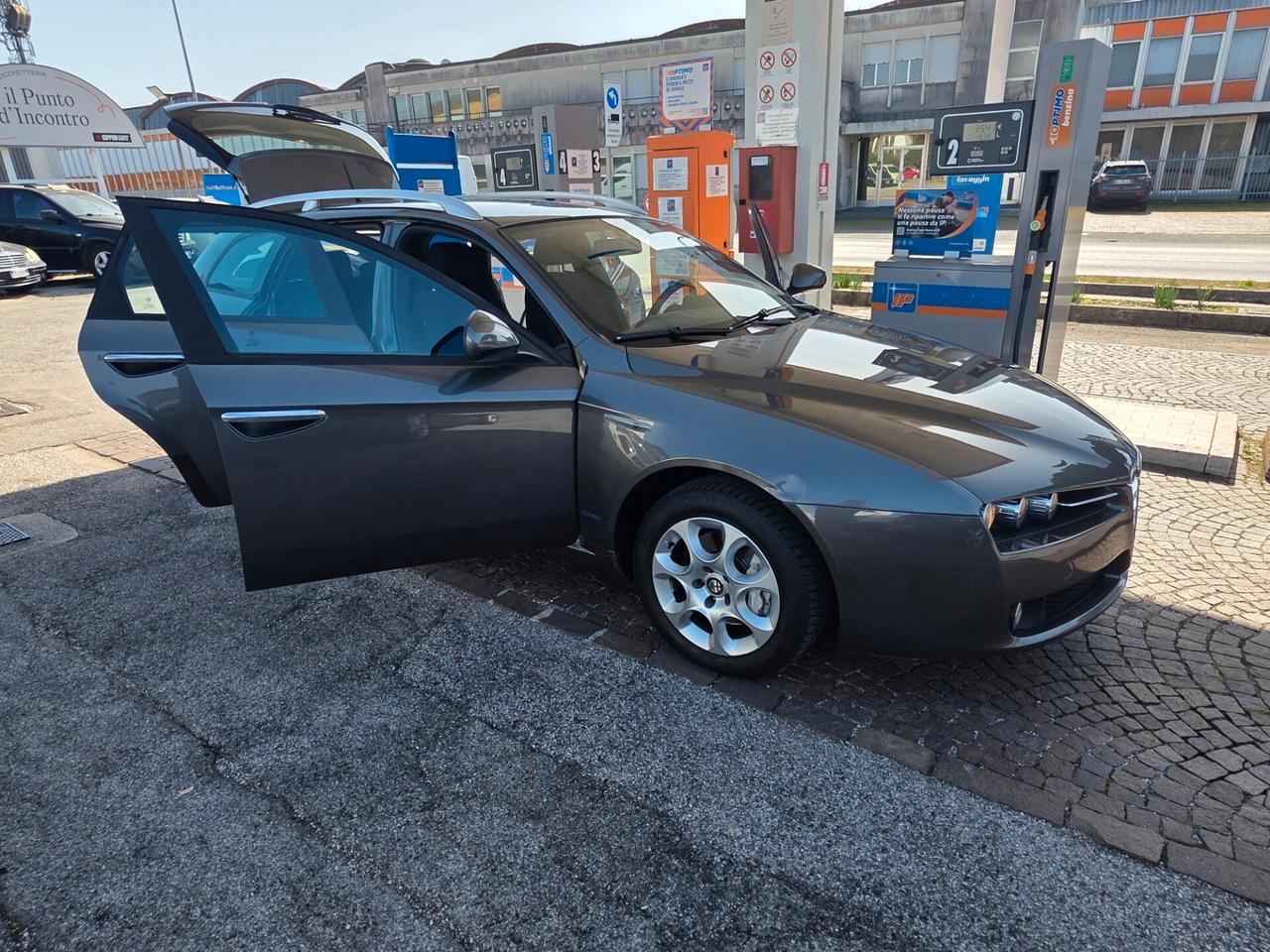 Alfa Romeo 159 2.0 JTDm Sportwagon con 267.000km