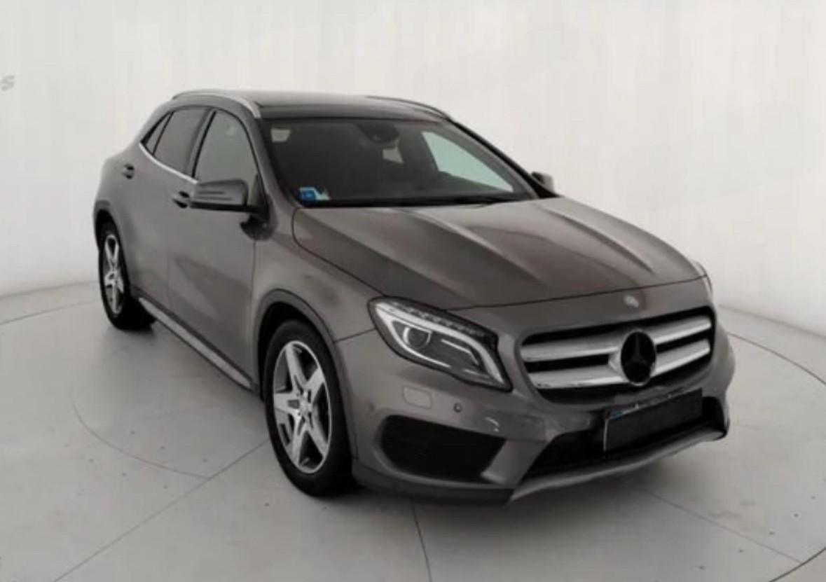 Mercedes-benz GLA 220 Premium Amg TETTO APRIBILE