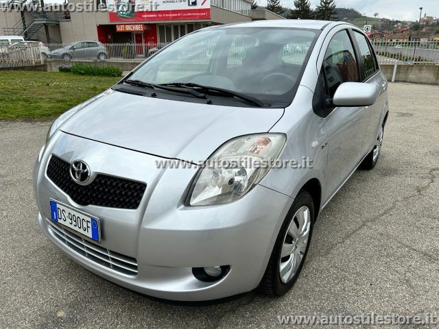 TOYOTA Yaris 1.4 D-4D 5 porte Sol