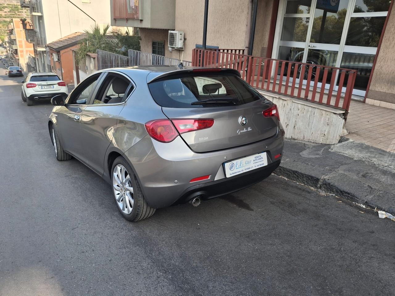 Alfa Romeo Giulietta 1.6 JTDm-2 105 CV Distinctive