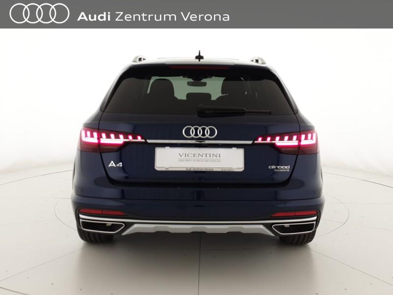 45TFSI 265CV quattro S tronic Identity Contrast