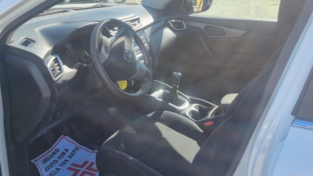 Nissan Qashqai 1.5 dCi Visia