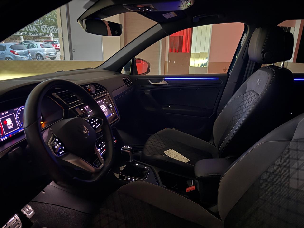 Volkswagen Tiguan 2.0 TDI 150 CV SCR DSG R-Line