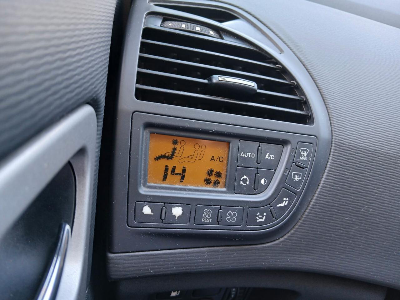 Citroen C4 Grand Picasso 1.8 Metano