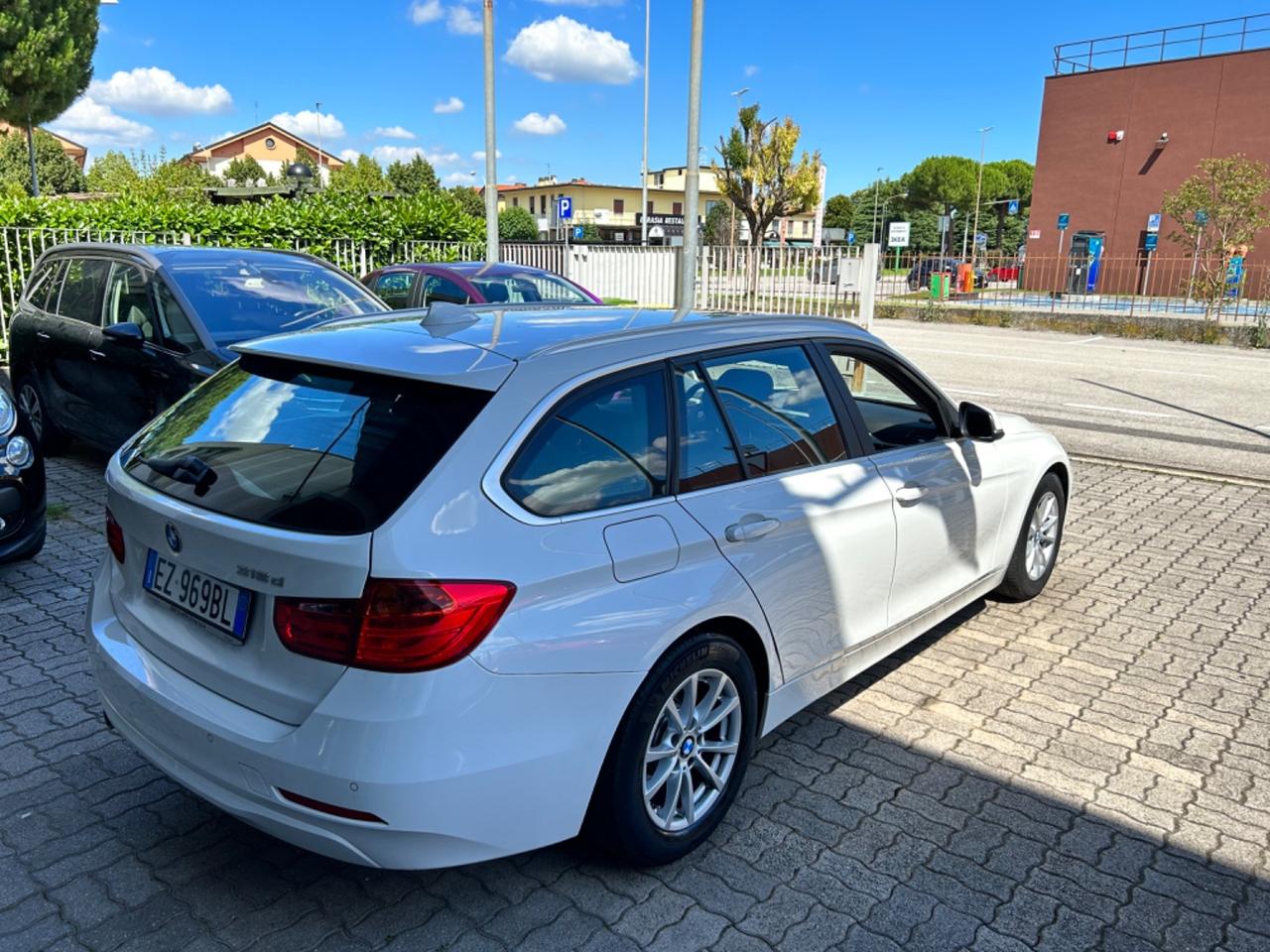 Bmw 318 automatica 2.0d Touring Sport