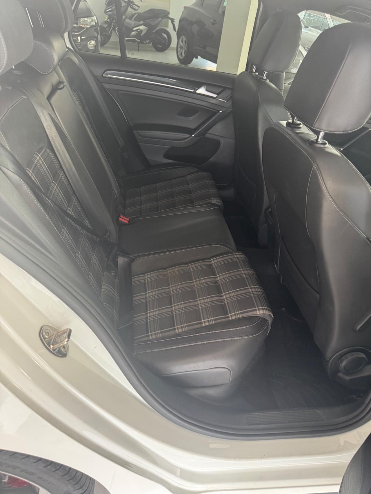 Volkswagen Golf Business GTD 2.0 TDI 5p. 4 Free BlueMotion Tech.