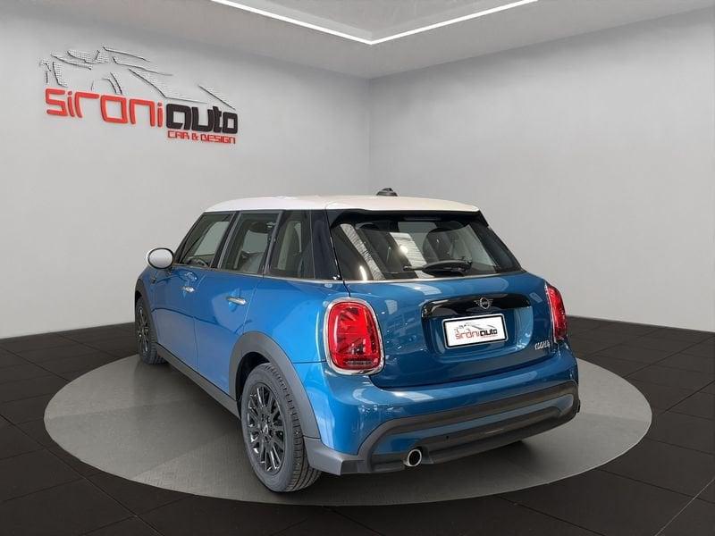 MINI Mini 5 porte 1.5 Cooper Essential auto 5porte