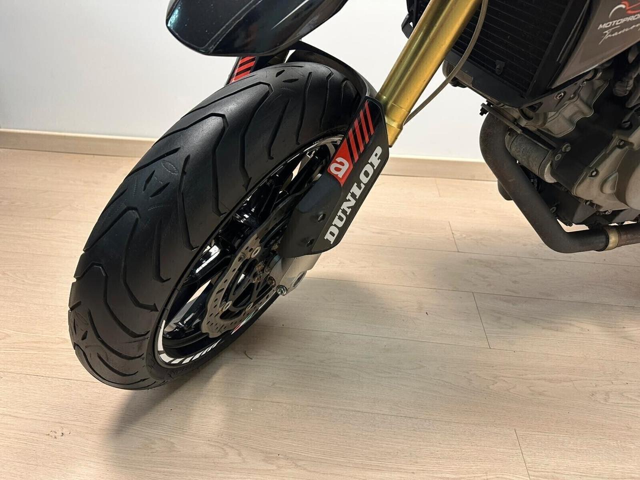 APRILIA DORSODURO 750 FACTORY 2011 DA 99€ AL MESE