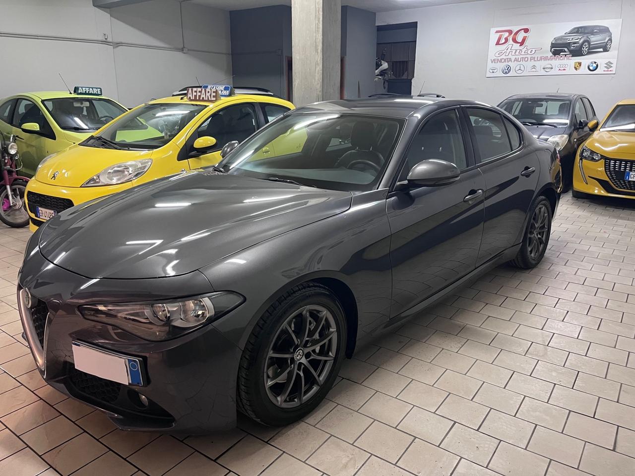 Alfa Romeo Giulia 2.2 Turbodiesel 150 CV tagliandata