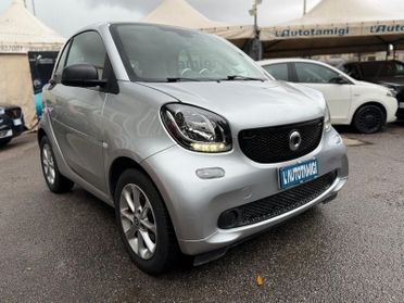 smart fortwo fortwo 70 1.0 twinamic Prime