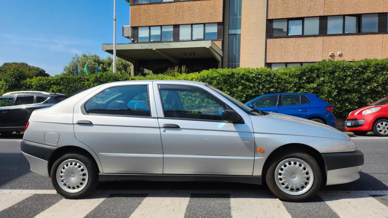 Alfa Romeo 146 1.4i 16V Twin Spark cat L