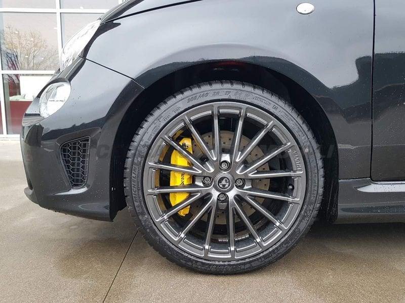 Abarth 695 695 1.4 t-jet 180cv auto