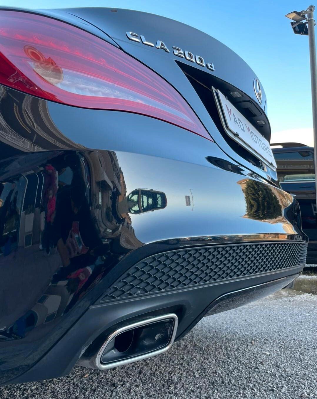 MERCEDES-BENZ CLA AMG Premium200D Dark Night