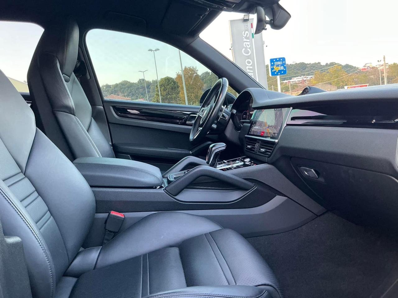 Porsche Cayenne 3.0 V6 340cv in garanzia
