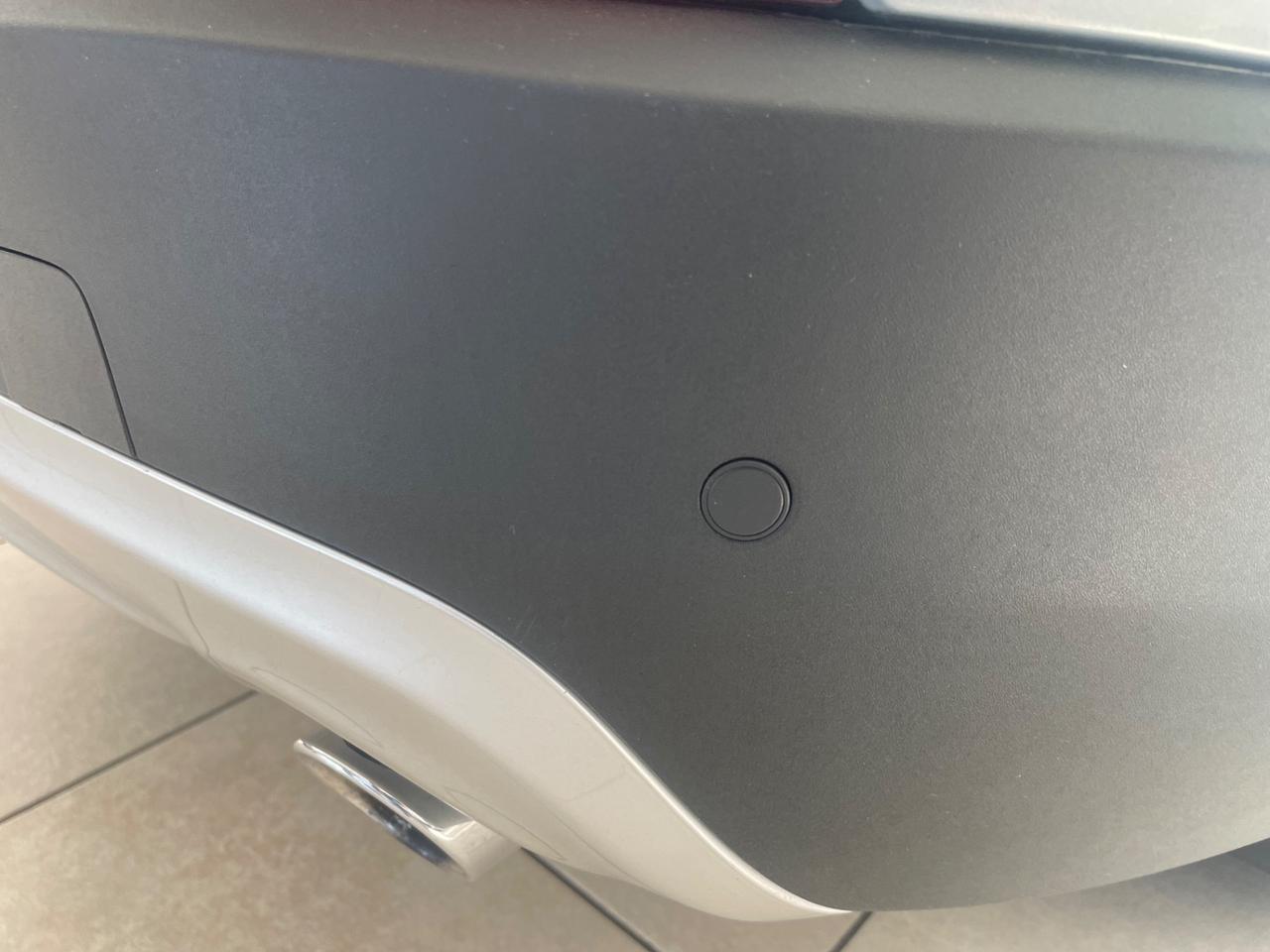 Volvo V40 Cross Country D4 Geartronic Momentum - Nessun vincolo -