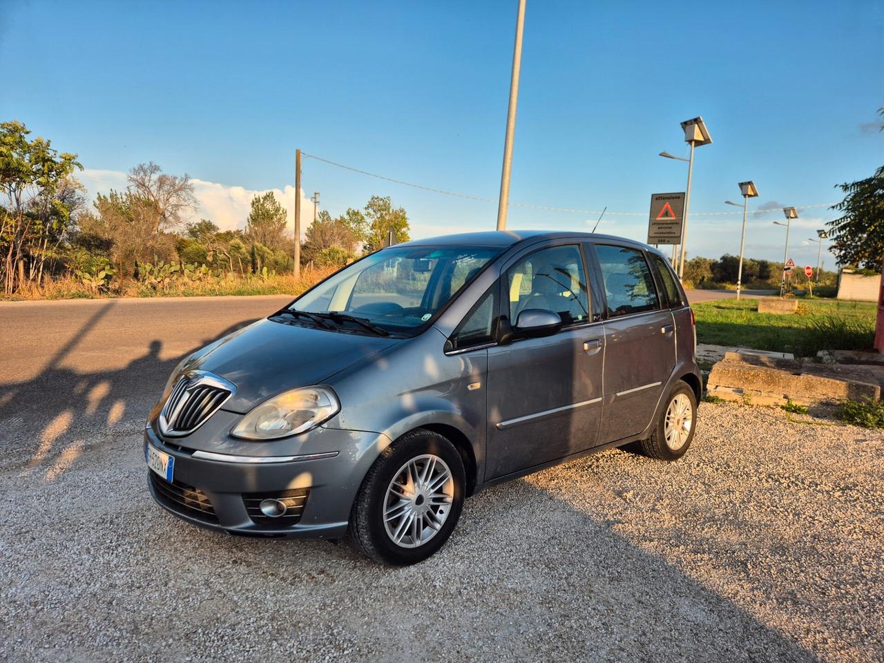 Lancia MUSA 1.3 Mjt 95 CV 5th SUPER TAGLIANDO