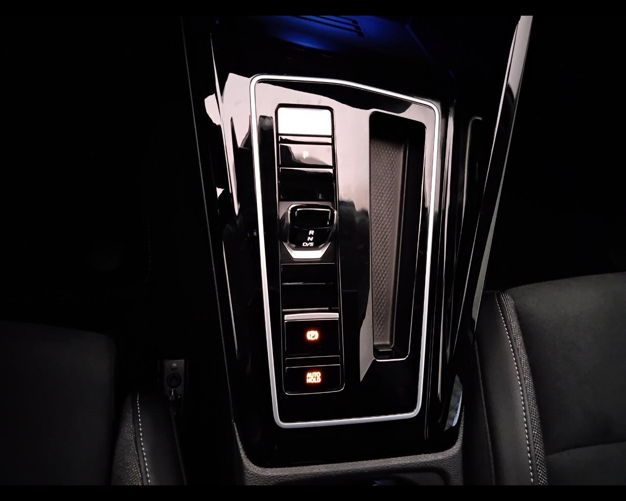 VOLKSWAGEN Golf VIII 2024 - Golf 2.0 tdi Style 150cv dsg