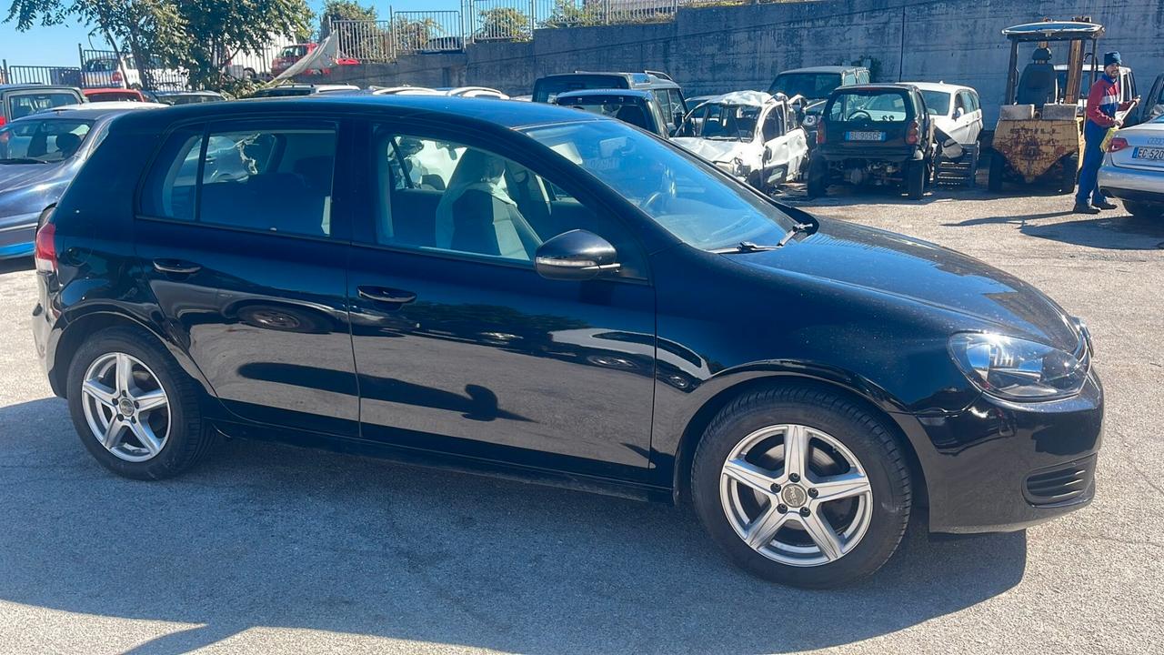 Volkswagen Golf 1.6 TDI DPF 5p. Comfortline