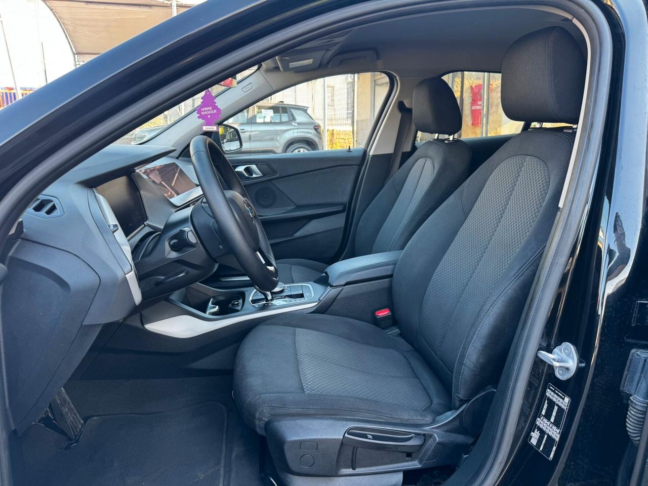 Bmw 116 116d 5p. Advantage