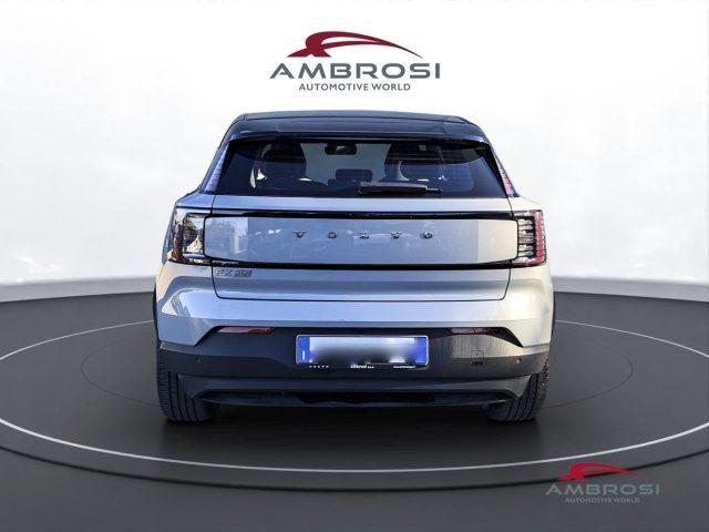 VOLVO EX30 Single Motor Extended Range RWD Plus