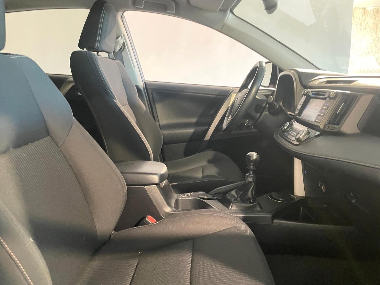 Toyota RAV 4 RAV4 2.0 D-4D 4WD Lounge