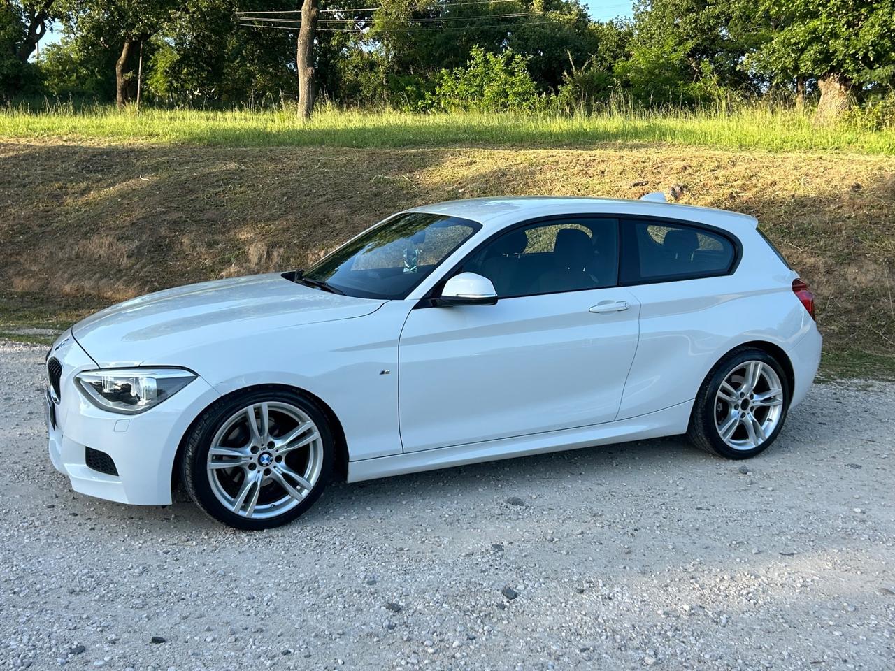 Bmw 120 120d 3p. Msport permute rate