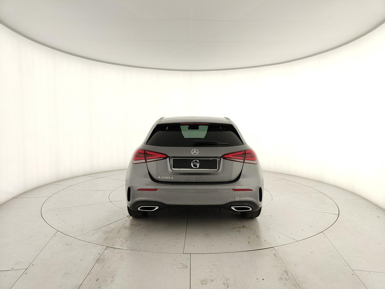 Mercedes-Benz A 200 d Premium auto