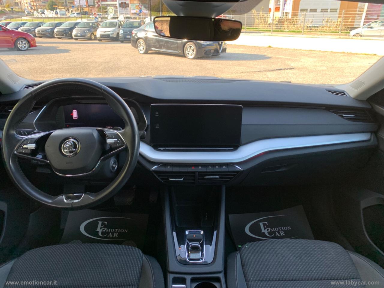 SKODA Octavia 2.0 TDI SCR 150CV DSG Wag. Exec. - 2022