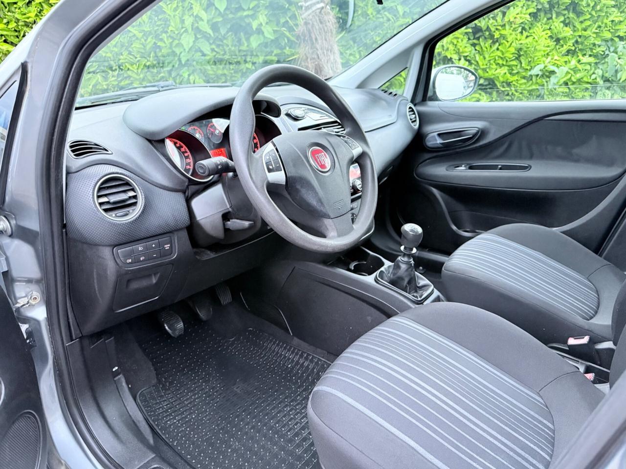 Fiat Punto Evo 1.2 69CV 5Porte Neopatentati