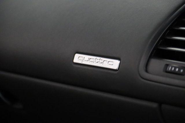 AUDI R8 Spyder 5.2 V10 FSI quattro R tronic